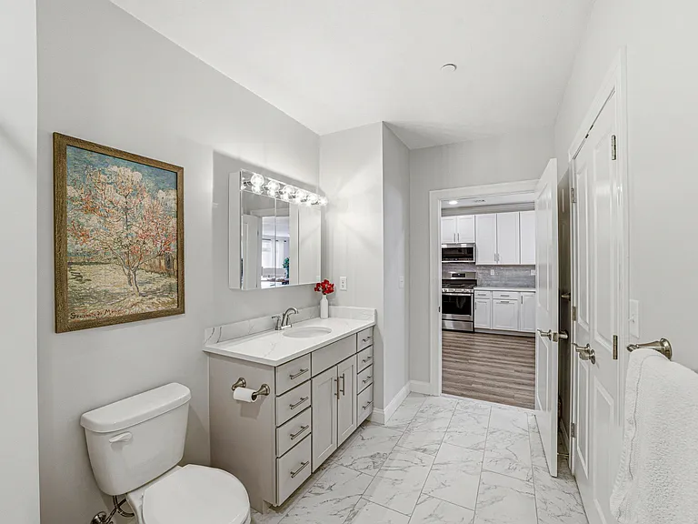 320 Middlesex Ave #D208 — Photo 47