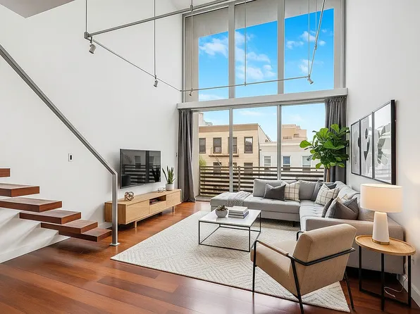 190 Green St APT 401, Brooklyn, NY 11222