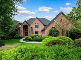 106 Blackthorn Dr, Butler, PA