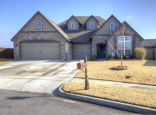 15407 E 87th St N, Owasso, OK 74055