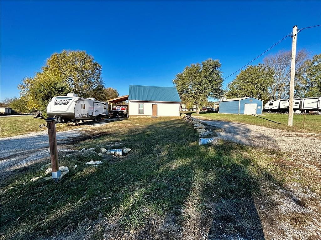 9 Timber Ln, Linn Valley, KS 66040 MLS 2461419 Zillow