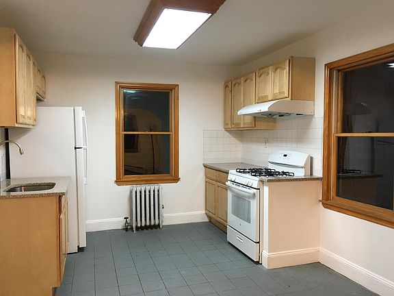 2nd image of 23109 87th Ave Floor 2