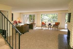 2nd image of 740 Calle De Los Amigos