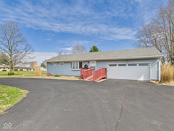 2nd image of 6300 N County Road 600 W