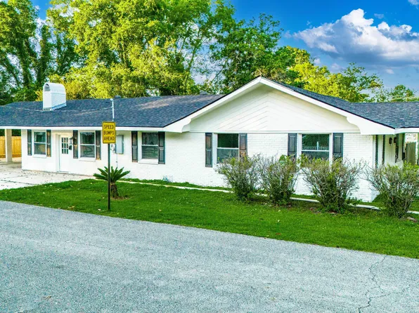 1205 Grant Ave, Breaux Bridge, LA 70517