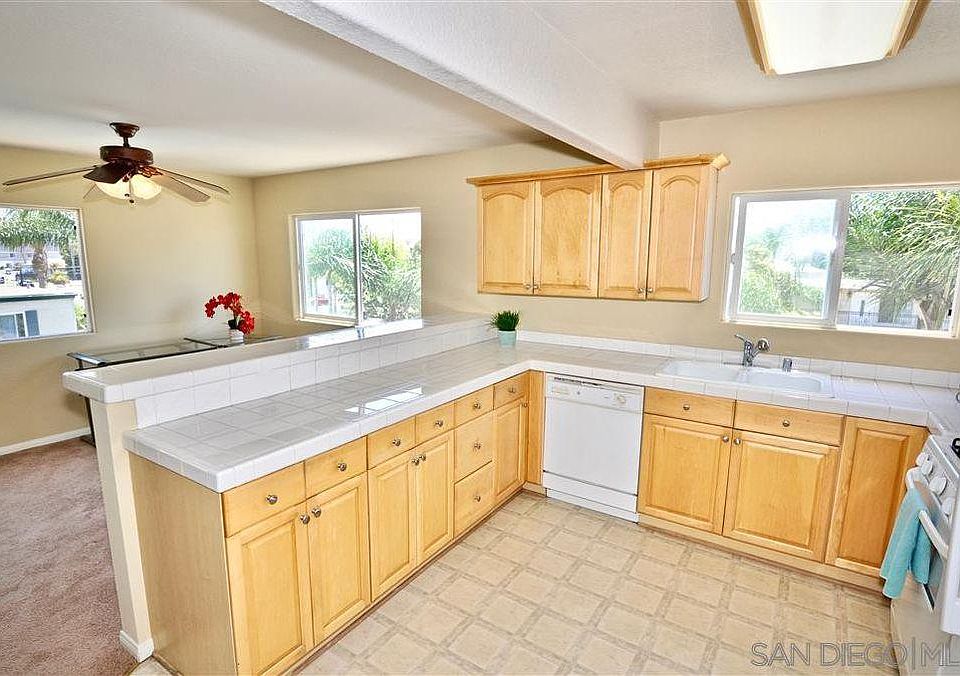 2nd image of 940 Calla Ave Unit 14