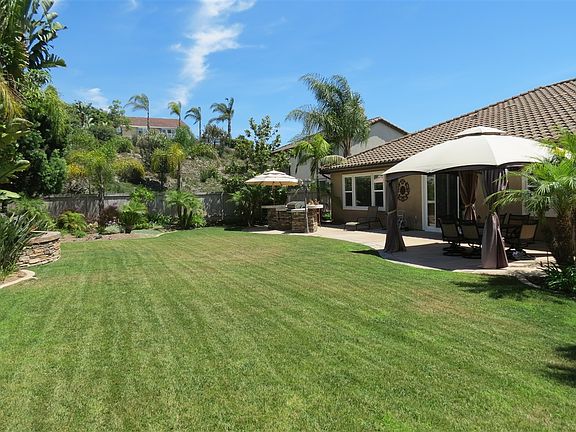 2nd image of 762 Lavender Ct