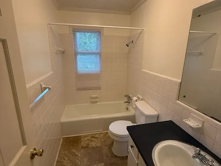 629 Mountain Rd #B — Photo 7