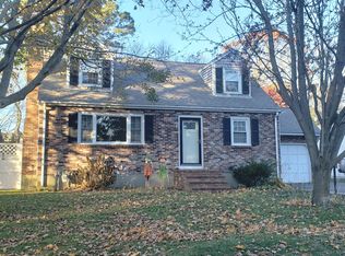 80 Sachem Dr, Sagamore Beach, MA 02562