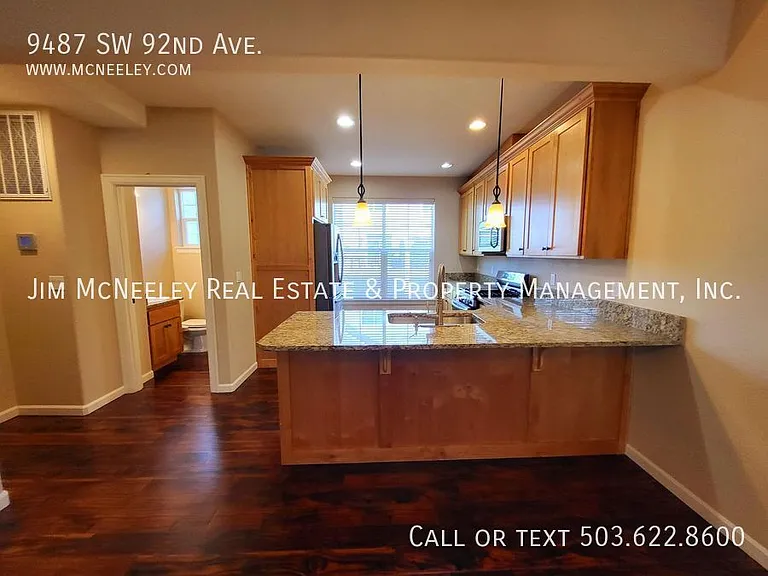 9487 SW 92nd Ave — Photo 5