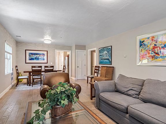 5th image of 109 Paul Wittke Dr #2