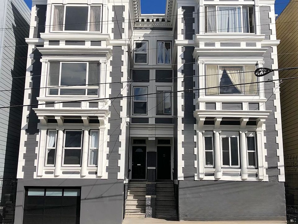 Front of the building. 1612-1616 is on the left side. 1614 is the middle unit.