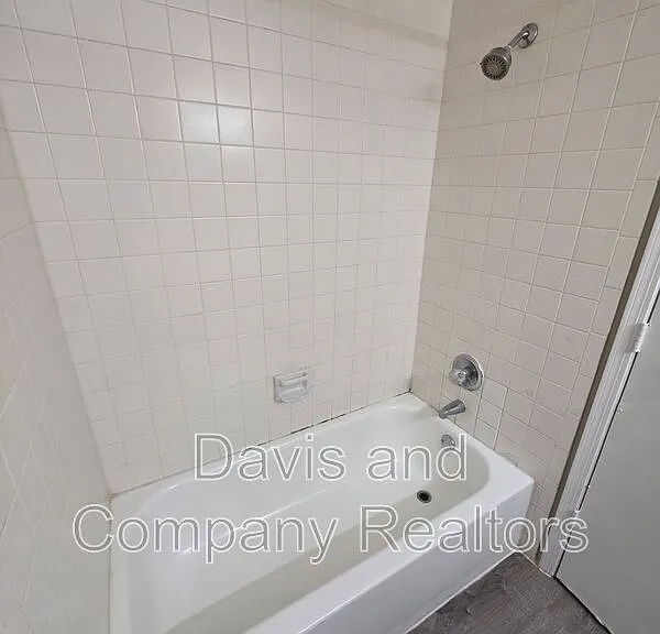 4412 Saint Andrews Dr #B — Photo 16