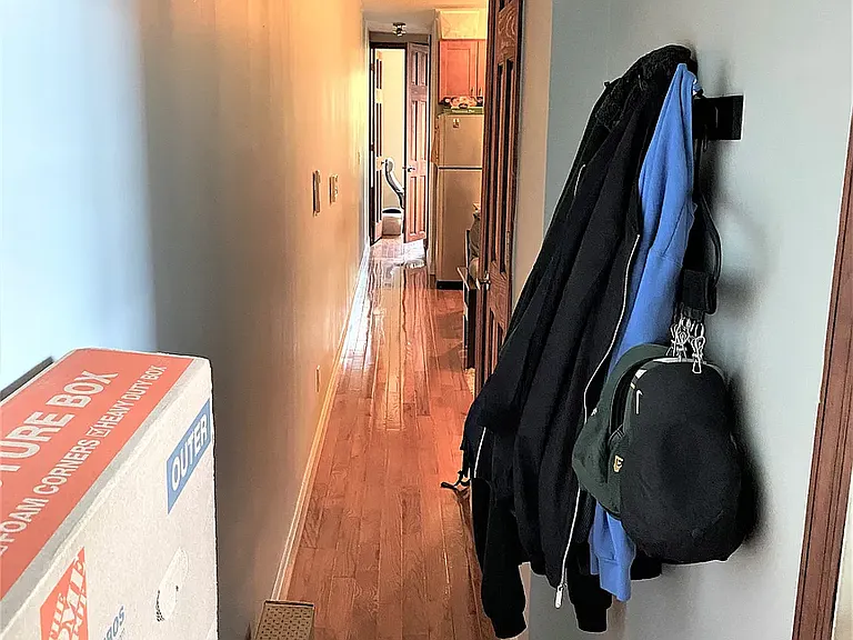 325 Stanhope St #3B — Photo 8