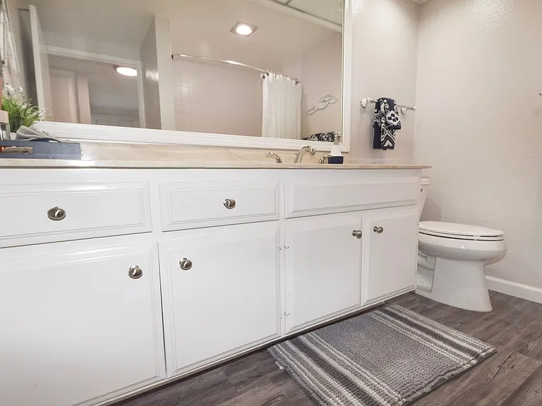 79 Kingston Ct. — Photo 20