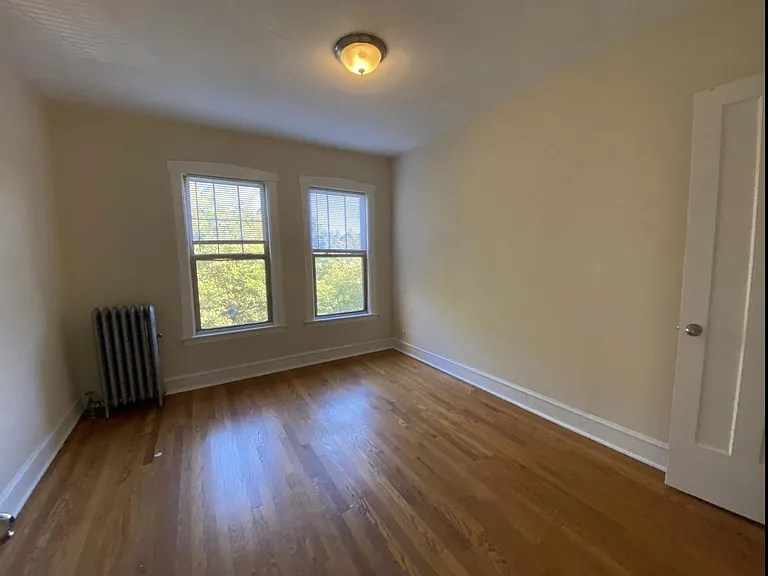 Bedrooms will fit King Size Beds