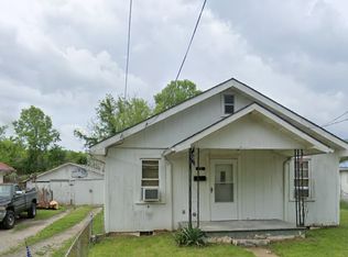 112 English St, Spruce Pine, NC 28777