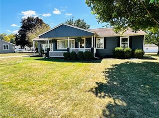32 Beechrock Dr, Zanesville, OH 43701