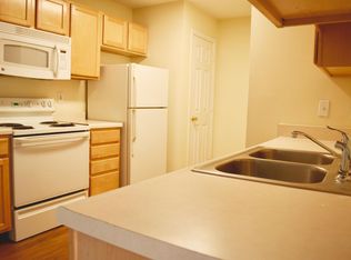 1923 Spring Garden St #1915G, Greensboro, NC 27403