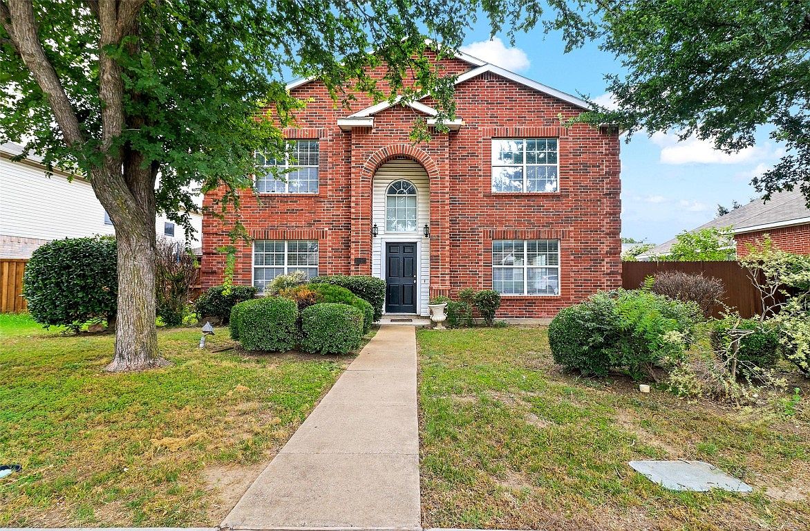 2057 Arbor Creek Dr, Carrollton, TX 75010 MLS 20372443 Zillow