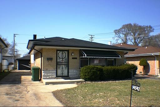 1st image of 14542 S Woodlawn Ave