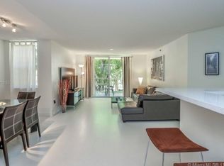 19555 E Country Club Dr APT 208, Aventura, FL 33180