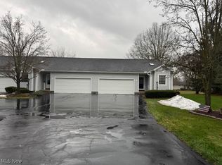115 Greenfield Oval NW, Warren, OH