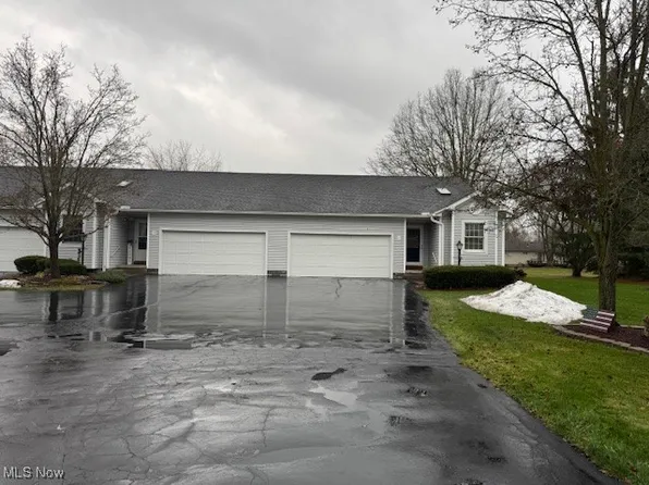 115 Greenfield Oval NW, Warren, OH 44483