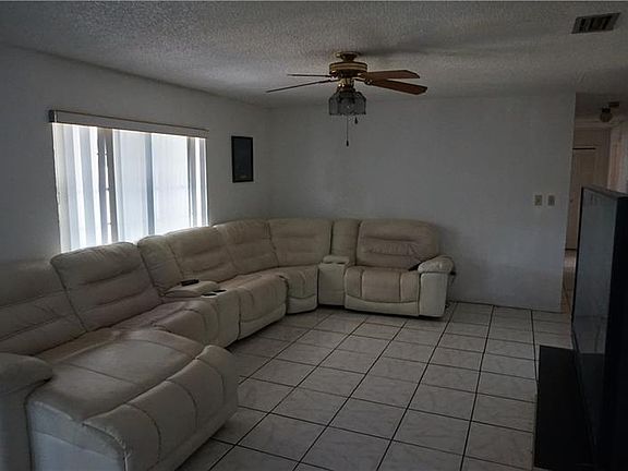4th image of 3160 Nicholson Dr