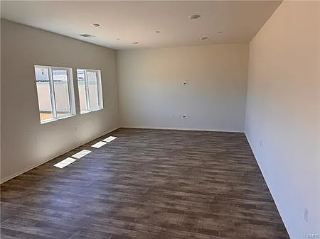 4 bed, 2239 sqft, $3,750 — Photo 2