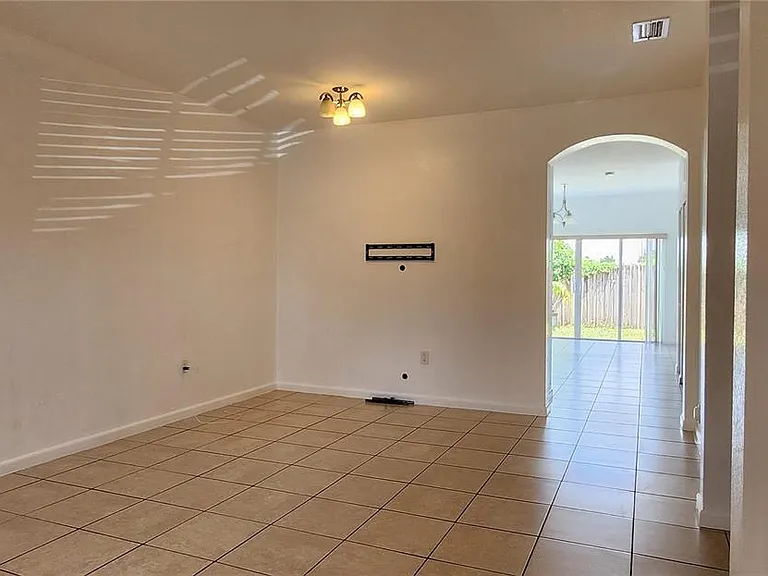 10949 SW 181st Ter #0 — Photo 21