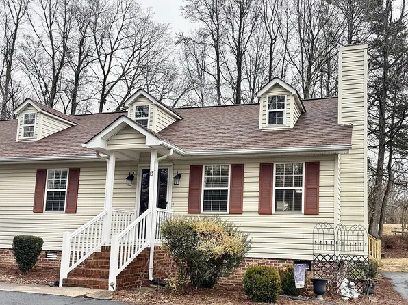 736 Salem St Unit 13, Thomasville, NC 27360