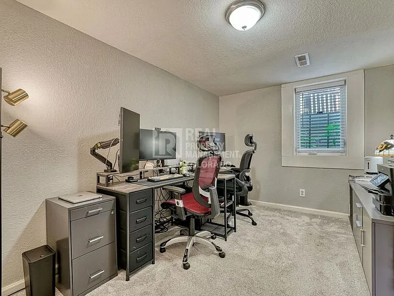 4252 S Logan St — Photo 24
