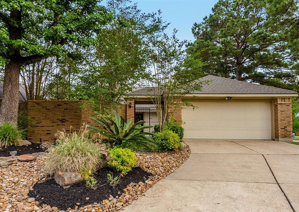 1st image of 4302 Pinewood Park Dr