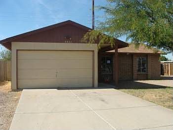 1st image of 2332 N 47th Ave