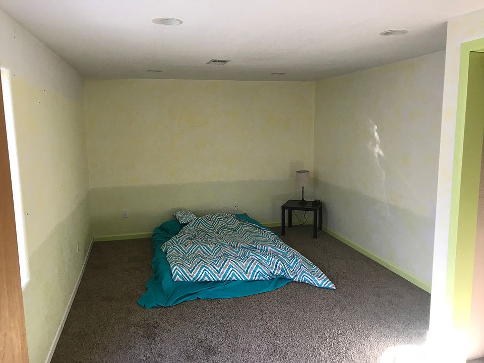 Basement bedroom
 