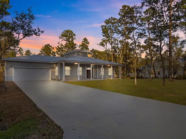 258 W Bayou Forest Dr, Freeport, FL 32439