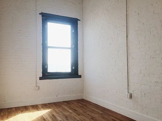 Rented by In Haus LLC | media 33