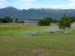 13 Ridge Dr, Cascade, ID 83611