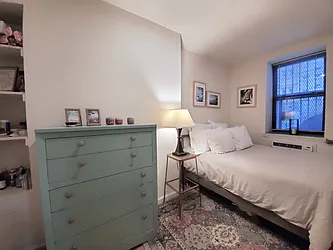 Rented by Teresa Lai, LREB