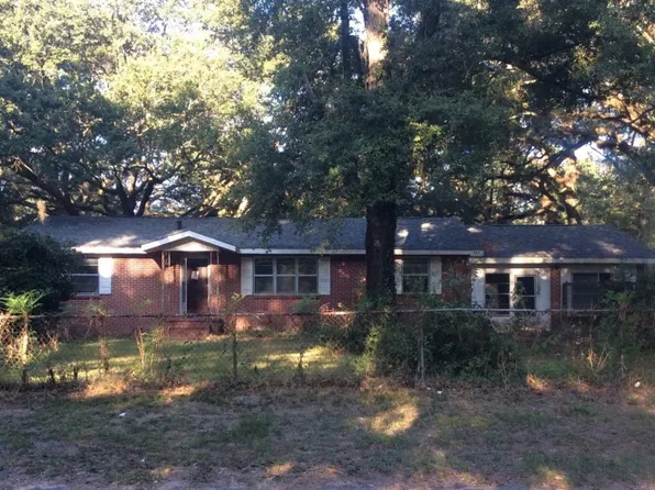 427 Strange Ave, Saraland, AL 36571