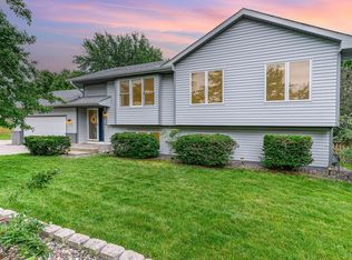 8340 174th St W, Lakeville, MN 55044