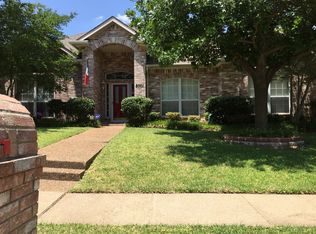 8001 Arlie Ln, North Richland Hills, TX 76182