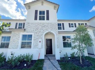 2352 NW 125th St, Miami, FL 33167