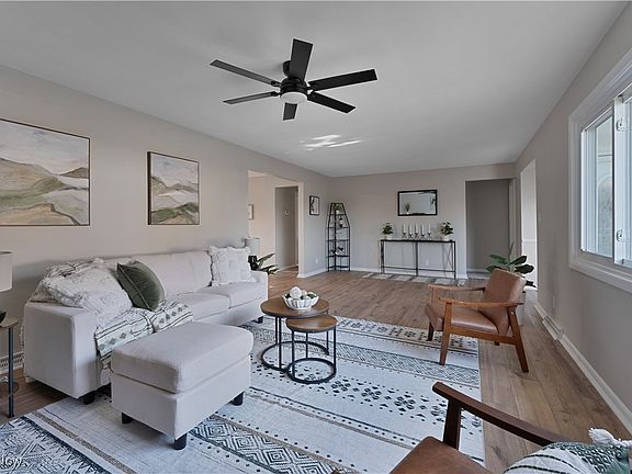 4th image of 2139 Cranbrook Dr
