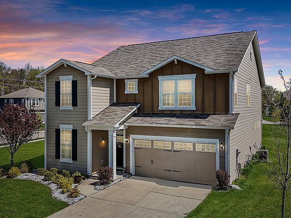 4th image of 13587 Eastpark Cir E