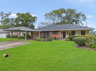 709 Reinhard St, Rosenberg, TX 77471