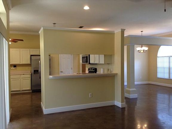 4th image of 11936 Frieth Dr