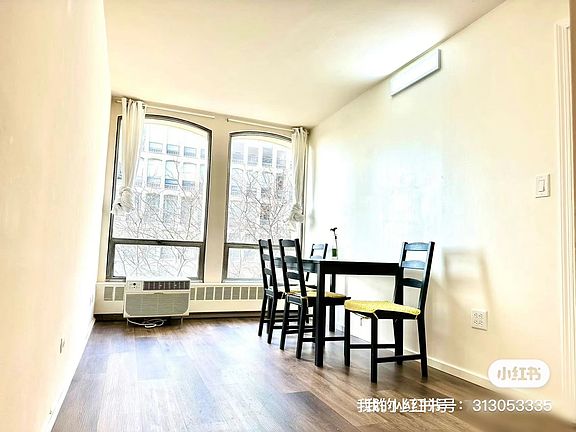 4th image of 1400 E 55th St #503S