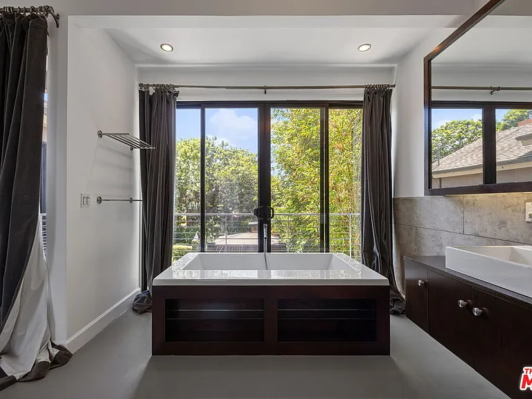 3655 May St — Photo 29